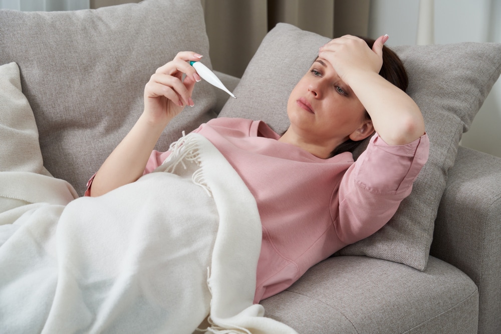 Gorączka – czym jest, co ją powoduje, odmiany, sposoby zwalczania